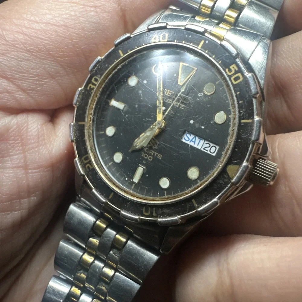 Works Seiko Sports 100 8123-7199 Two Tone Day Date Diver Style Men's Watch READ!